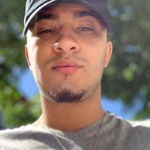 Meet your Posher, Manuel